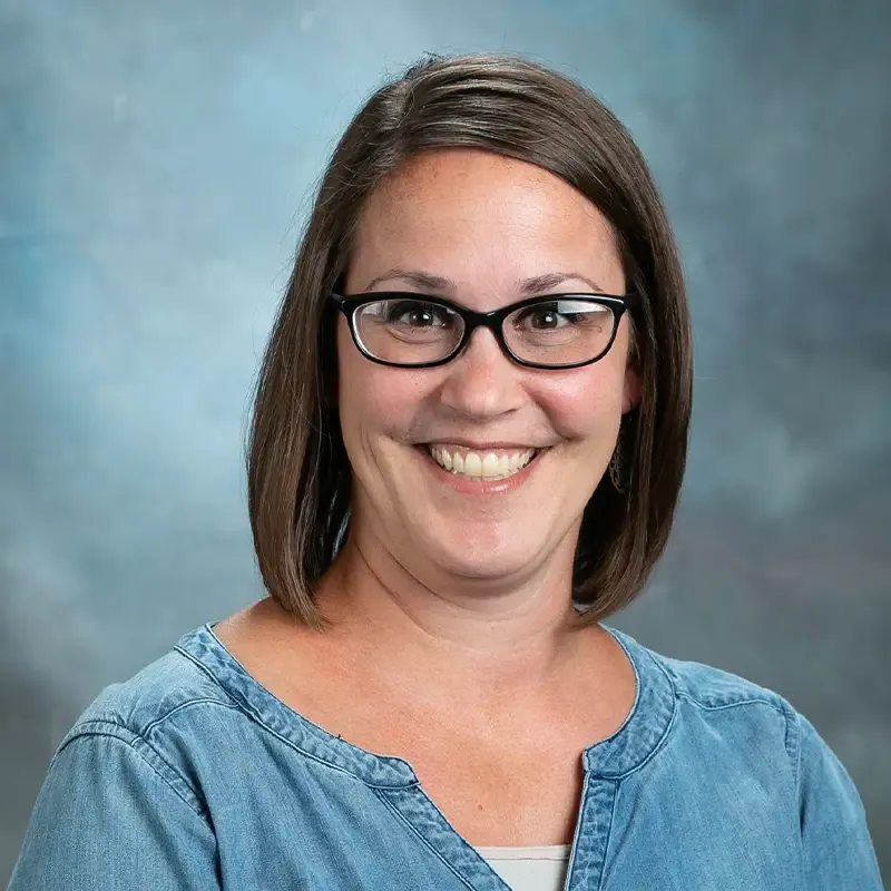 Headshot of Stephanie Phares